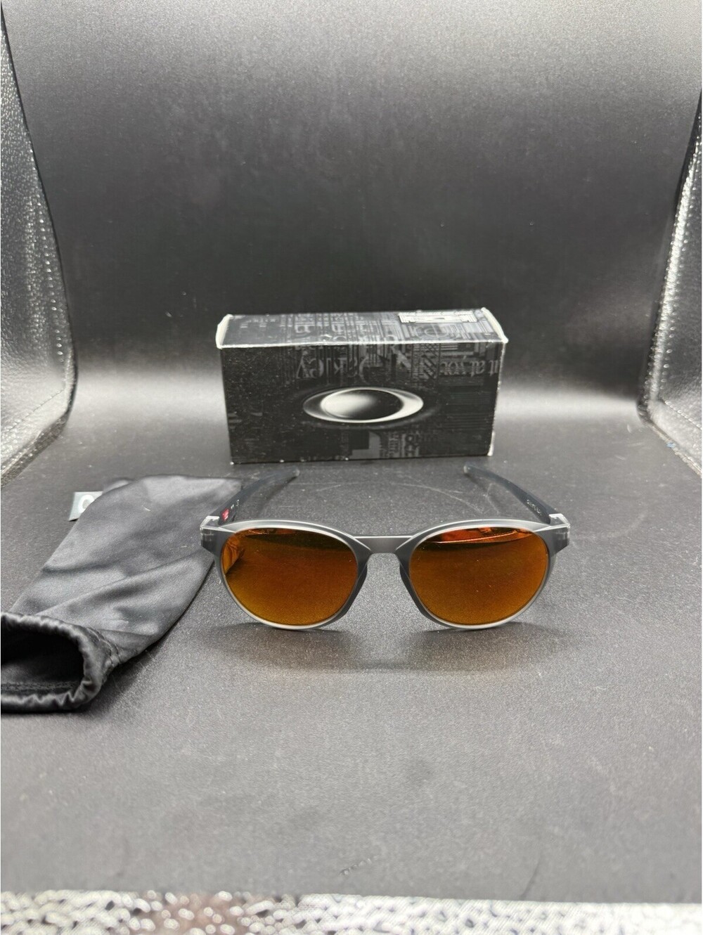 Oakley Reedmace Matte Grey Smoke/Prizm Ruby Iridium Polarized OO9126-0454